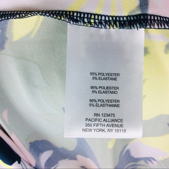 Ellen Tracy Gorgeous Comfy Printed Top Size (M) - Picture 10 of 10